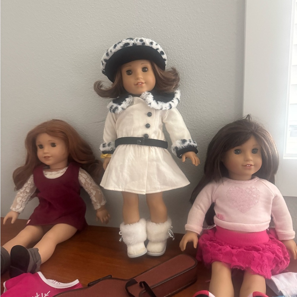 American Girl Doll Trio, Rebecca and Truly Me with accessories!